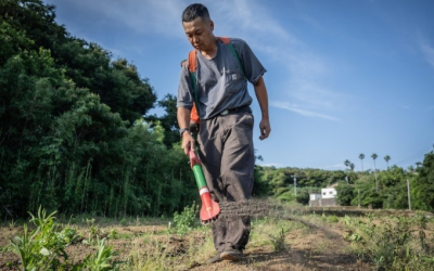 Vật giá leo thang, nông dân Nhật tăng dùng phân bắc